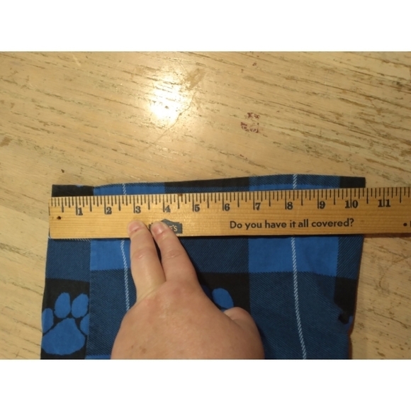 Royal blue plaid paw print lounge pants 2X - Picture 5 of 9